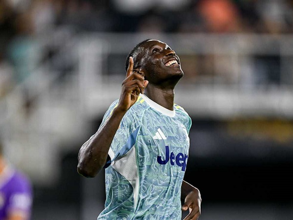 Juventus Tetapkan Tenggat untuk Proses Transfer Randal Kolo Muani